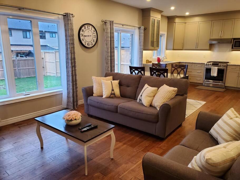 Вилла 4 Bd Family Retreat Стратфорд Экстерьер фото